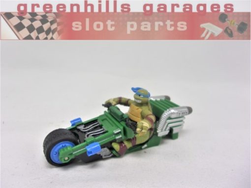 Greenhills Carrera GO!!! Teenage Mutant Ninja Turtle Leonardo Body shell/Front Axle/Tyre- NEW- P8209**