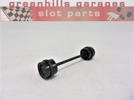 Greenhills Scalextric Ferrari 643 Front Axle+Wheels Black -NEW- P8435**