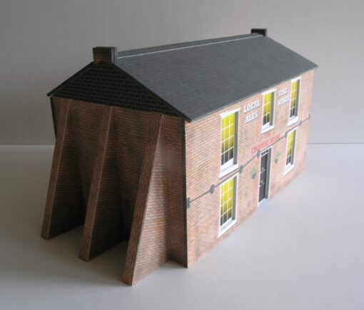 Greenhills The Crooked House Pub Building Kit 1:43 Scale - Brand New - MACC871 - Image 3